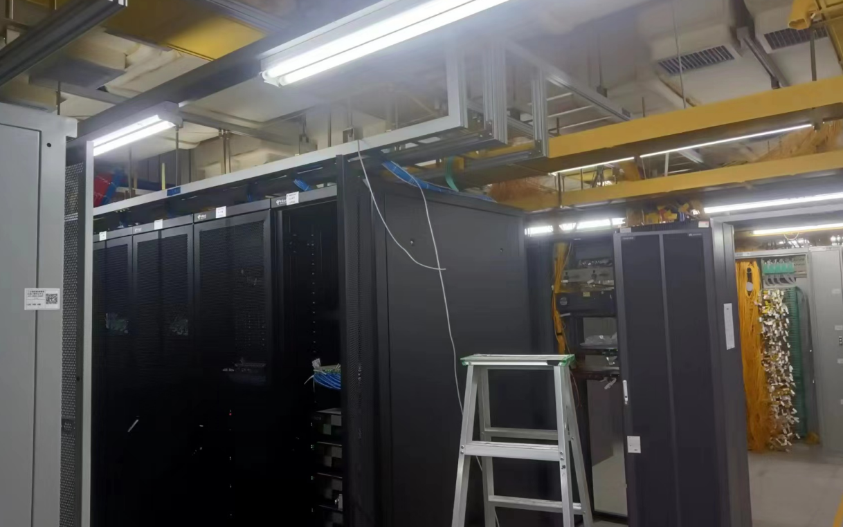 機(jī)房動(dòng)力<font color='red'><font color='red'>動(dòng)環(huán)</font><font color='red'>監(jiān)控</font>系</font>統(tǒng)硬